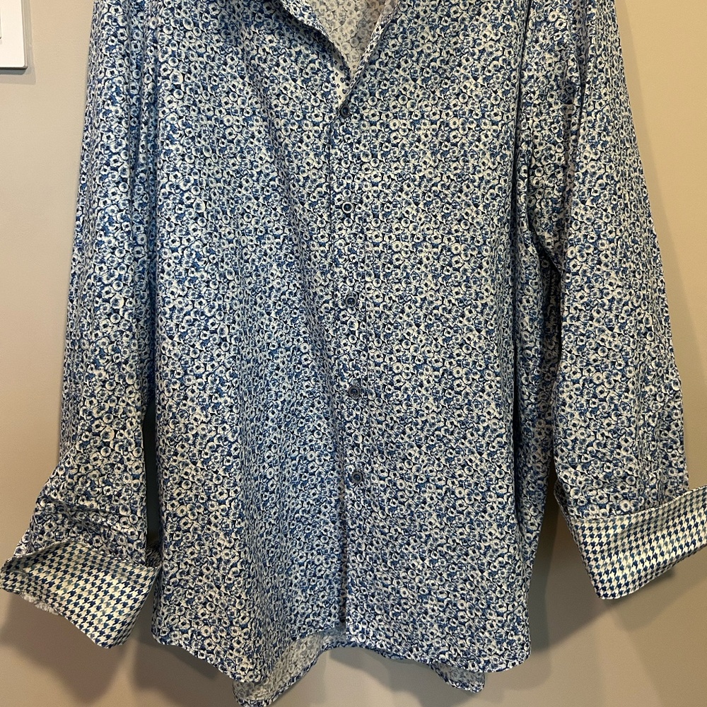 Robert Graham - Picture 2 of 3